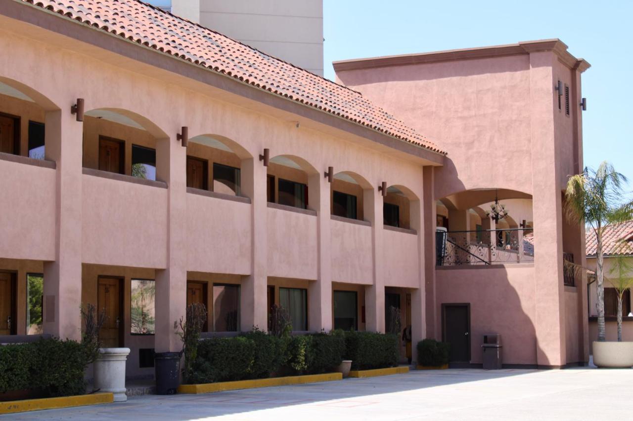 Estancia Inn Tecate Buitenkant foto
